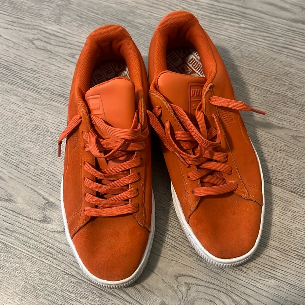 Orange Puma Sneakers. Suede